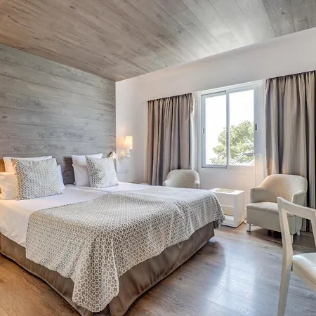 فندق Illa D'or & Club Apts 4* Sup