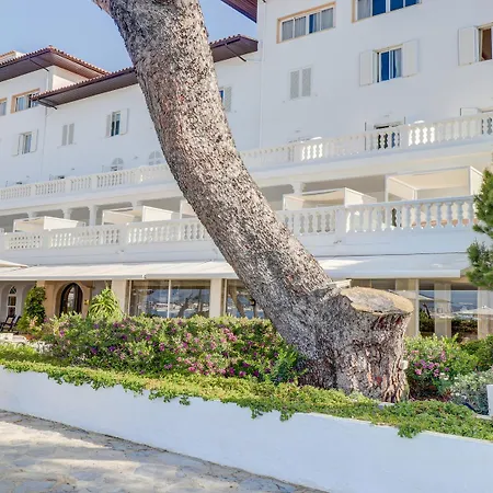 Illa D'or & Club Apts 4* Sup فندق