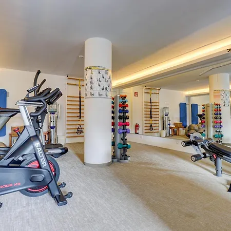 Illa D'or & Club Apts 4* Sup فندق